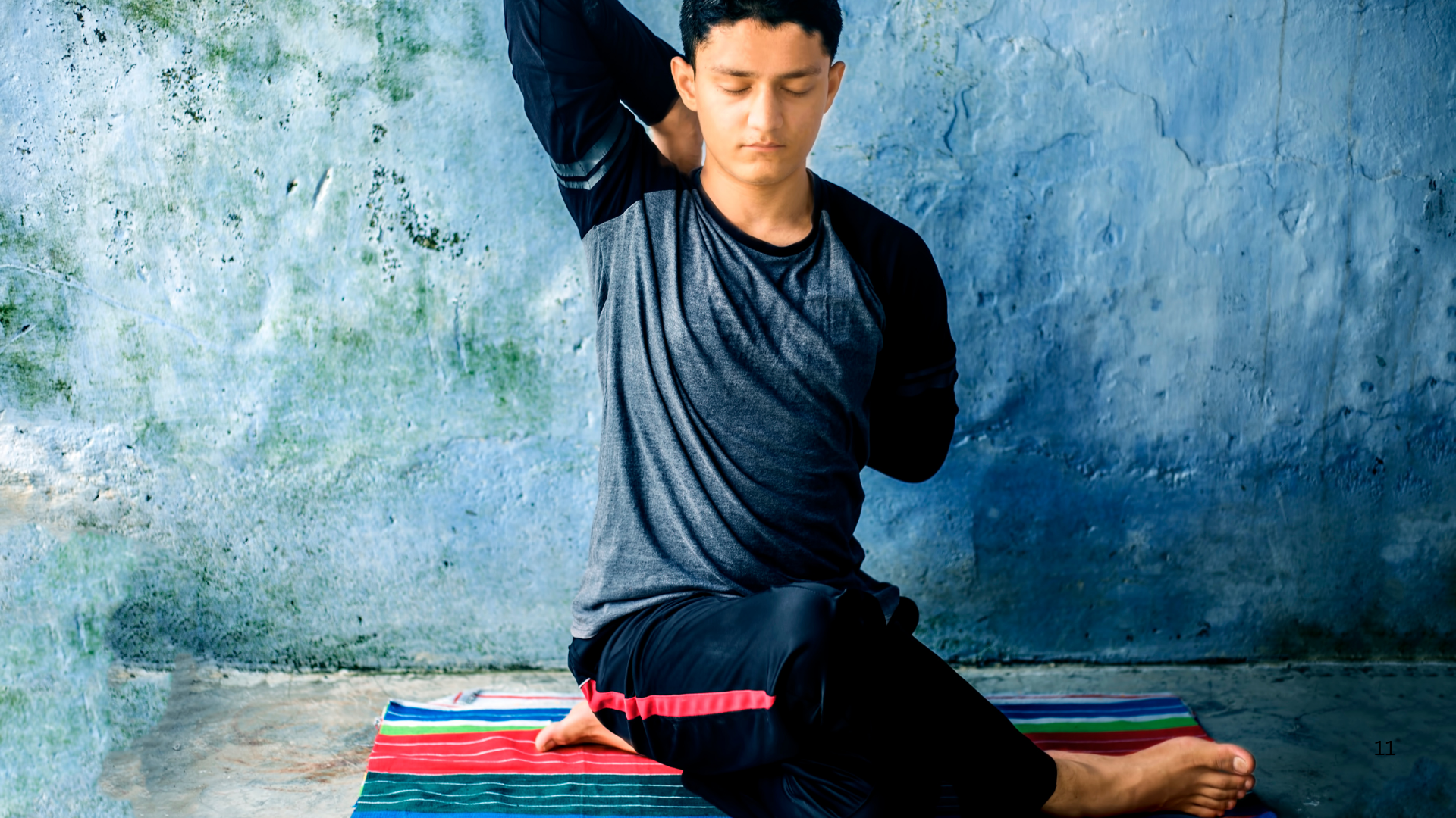 Gomukhasana