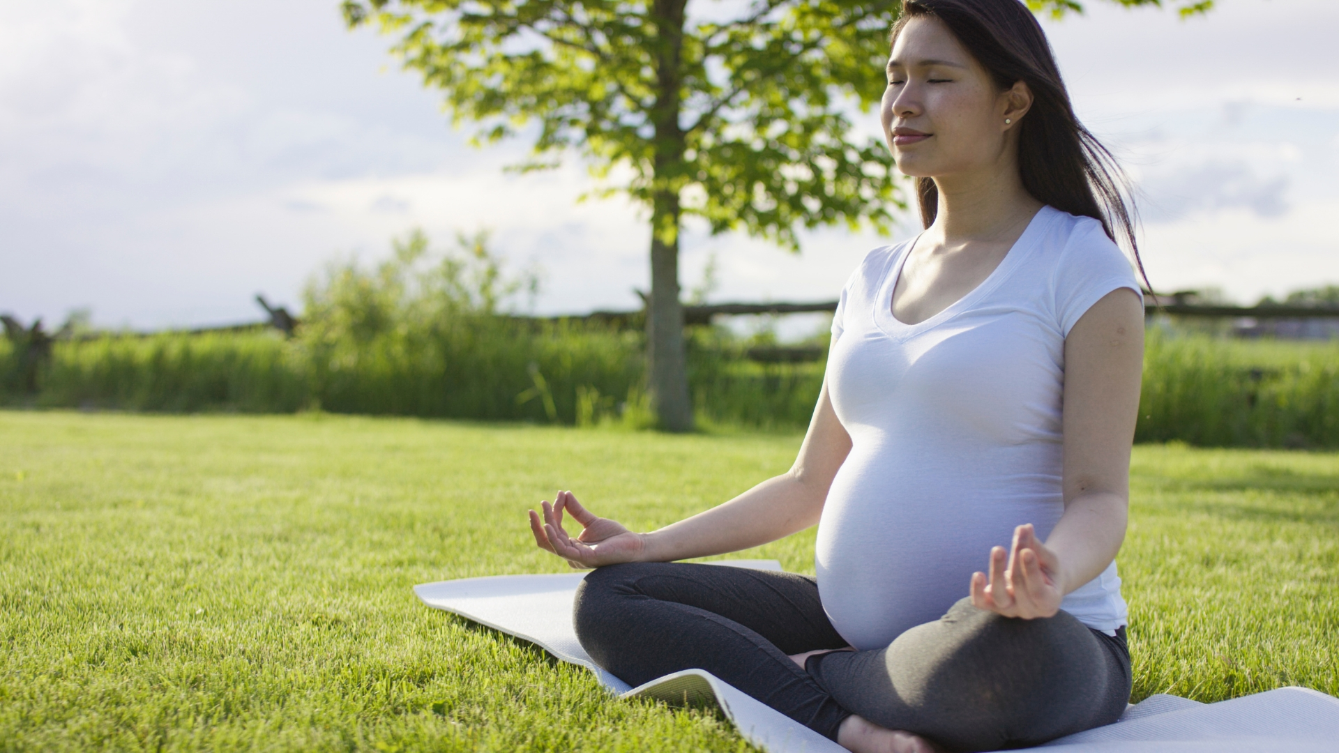 Does Yoga Reduce Pregnancy Stress?