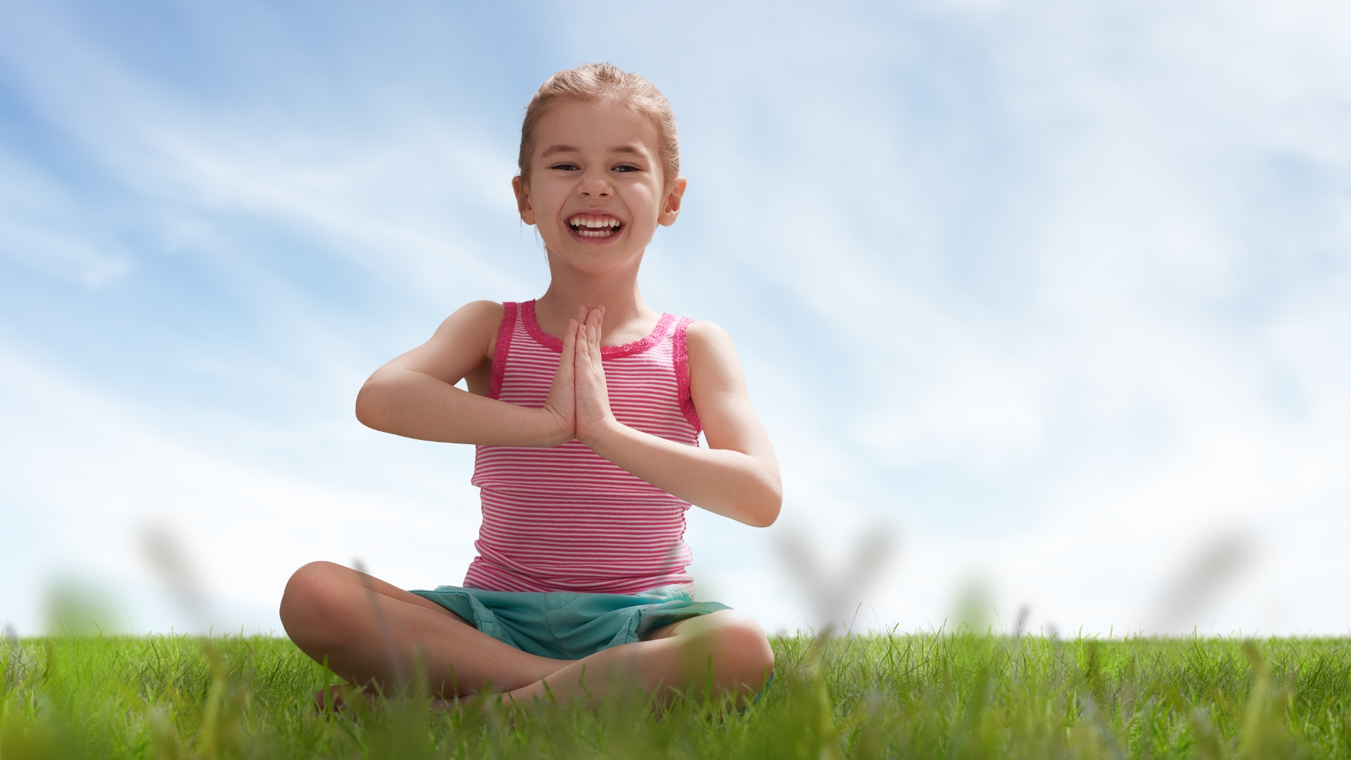 What Are Some Engaging Outdoor Yoga Poses For Children? 