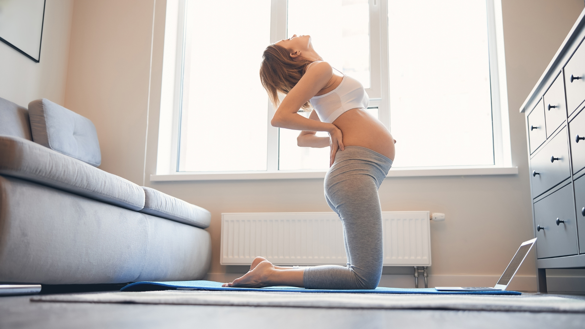 Read more about the article Pregnancy Yoga For Third Trimester Pelvic Pain