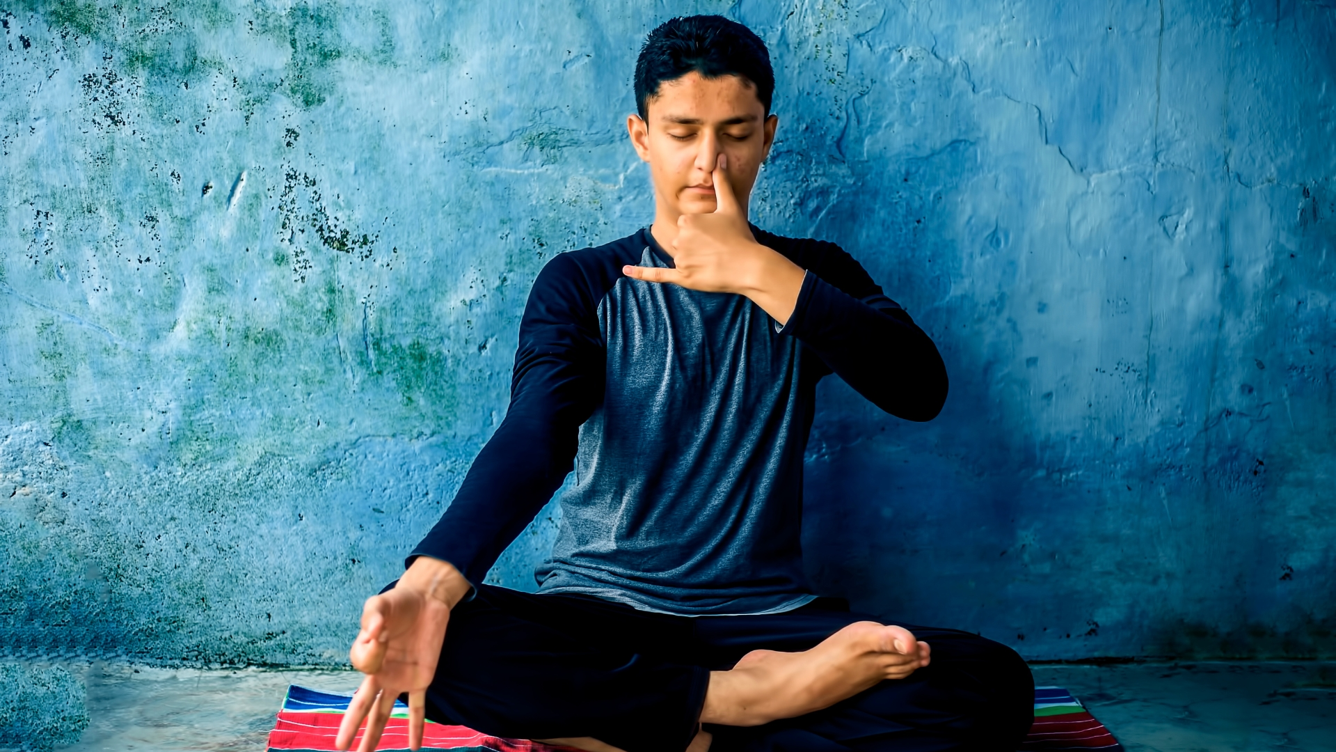 Read more about the article The Healing Power of Pranayama: Techniques and Benefits