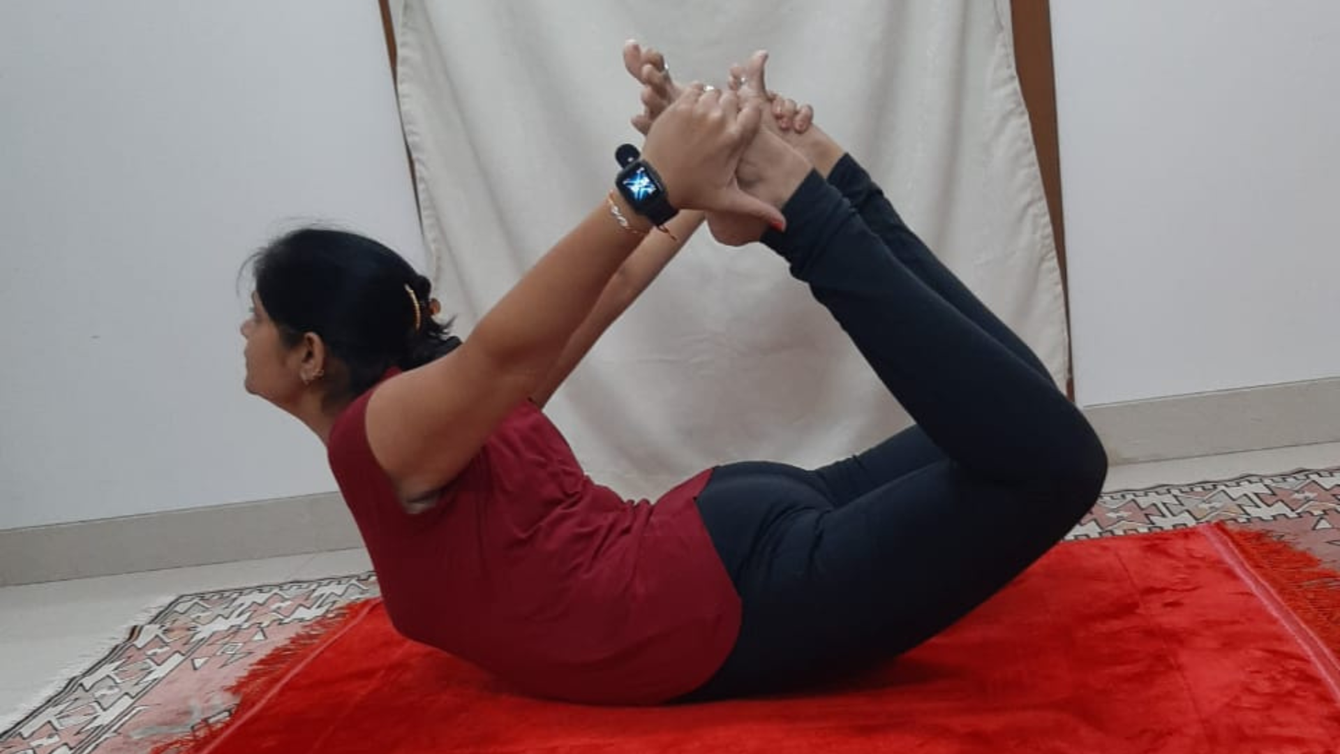 Dhanurasana