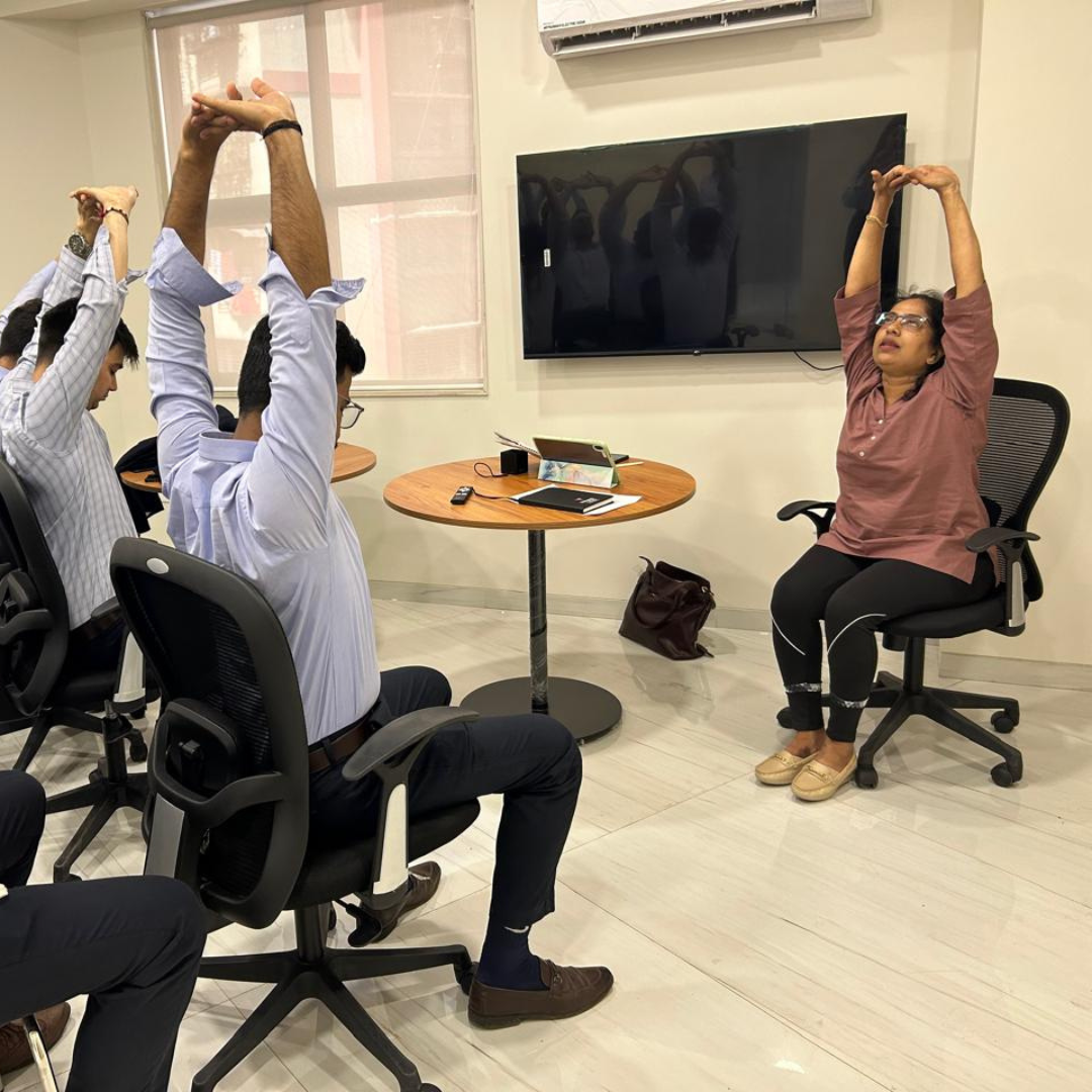 Read more about the article Simple Desk Yoga Poses to Relieve Office Tension