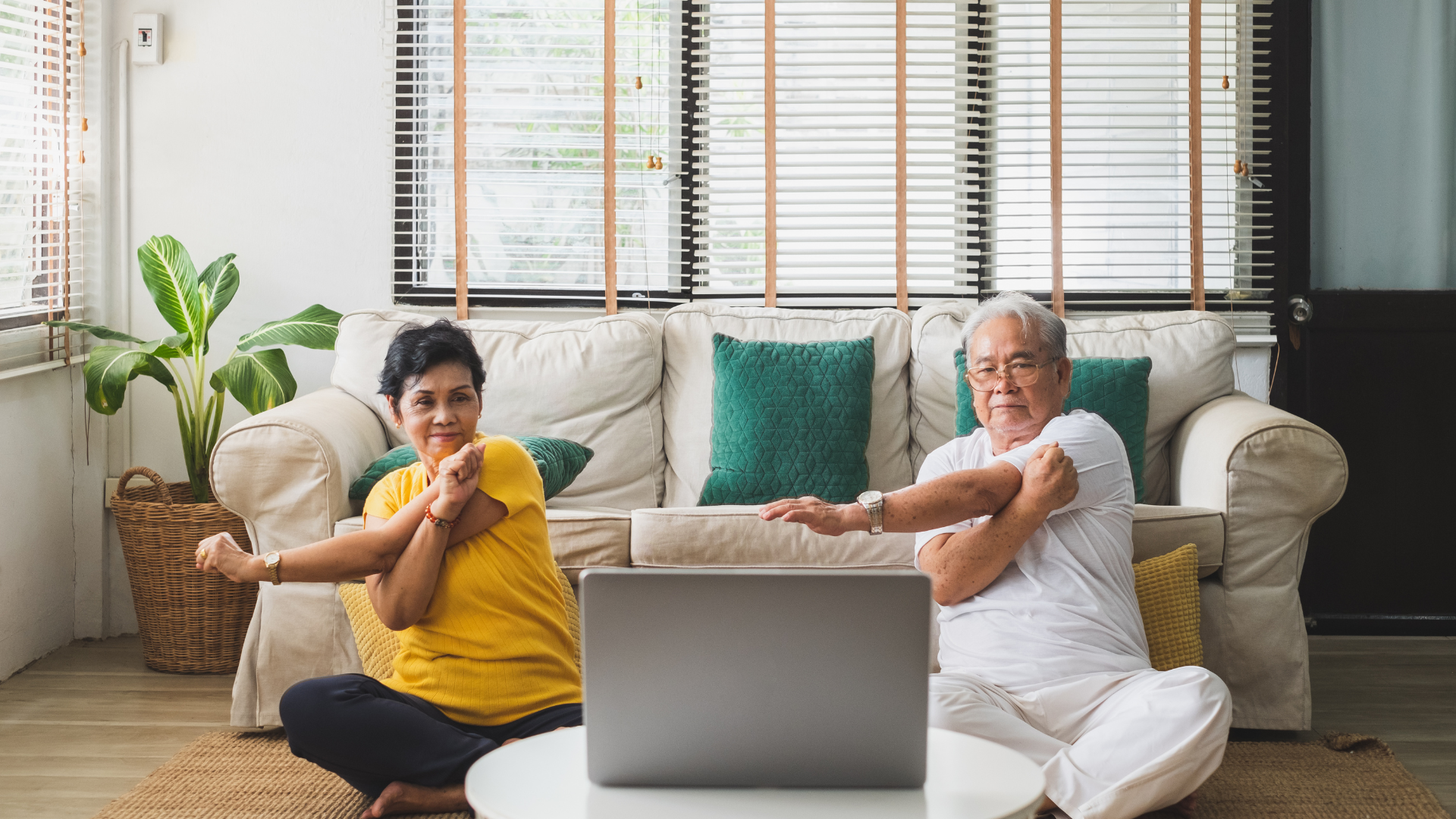 You are currently viewing What Type of Yoga Is Best for Older Beginners
